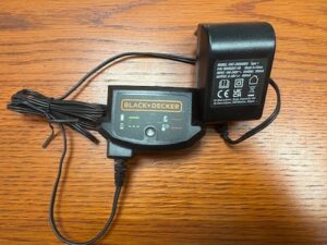 CARICA BATTERIA 8-20V BLACK & DECKHER